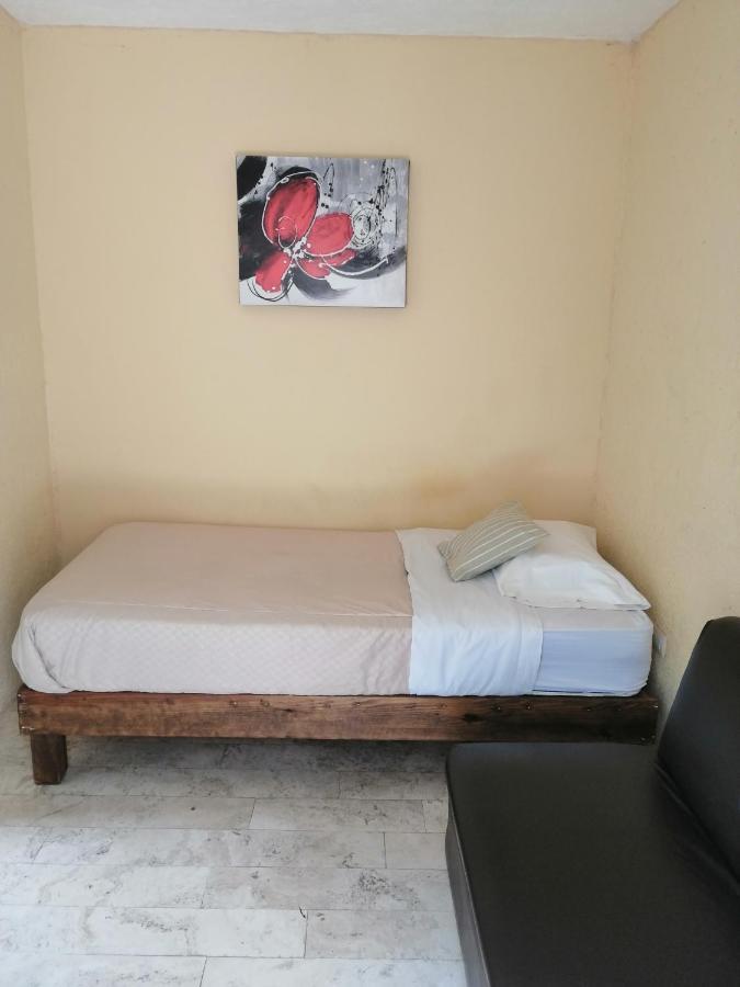 Hostal 307 Puebla Eksteriør bilde